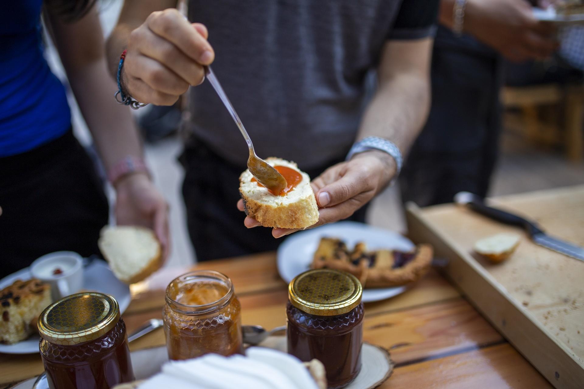 Top_Experience_Alba_Croce_di_Fai_Food_Colazione_Malga_Val_dei_Brenzi_Estate_DP_2019_Filippo_Frizzera_2.jpg